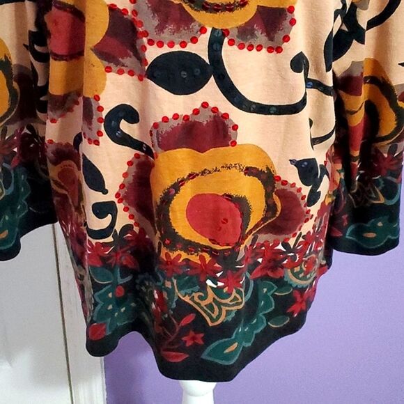 Monroe & Main Boho Colorful Floral Sequinned 3/4 Sleeve Knit Top - Picture 3 of 7